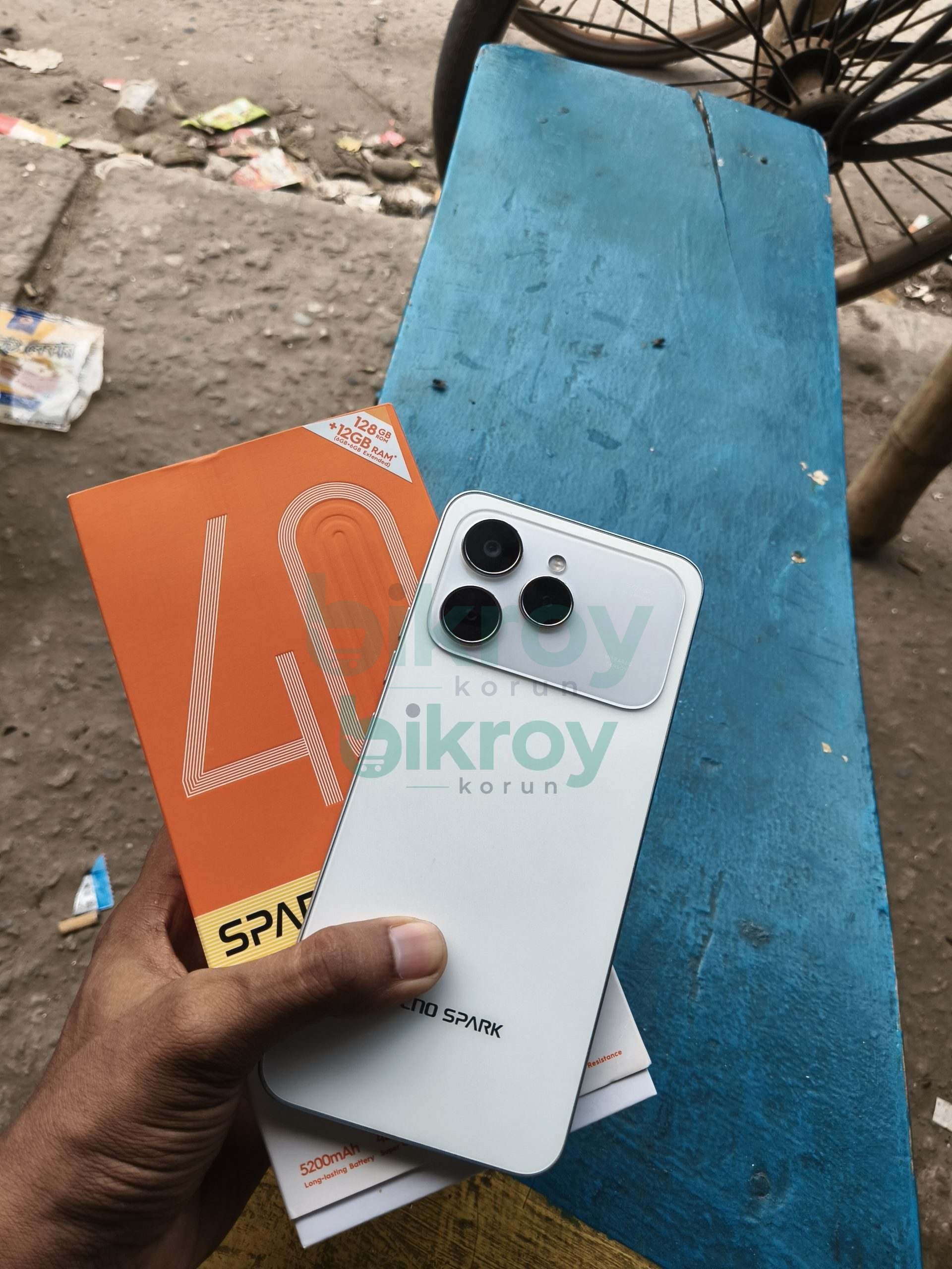 Tecno Spark 40 (6/128)