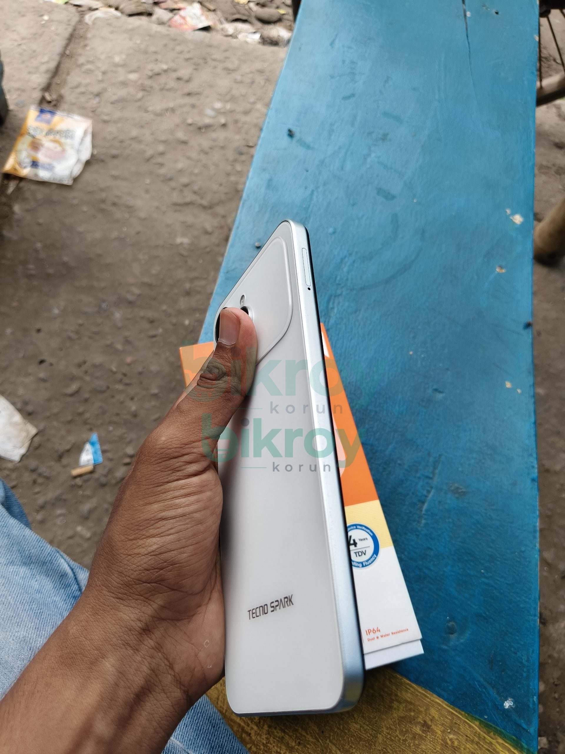 Tecno Spark 40 (6/128)